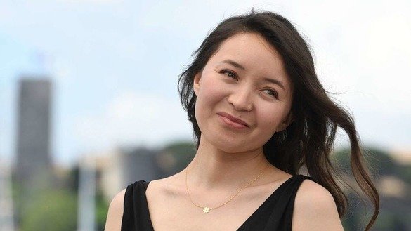 Самал Еслямова получила казахстанскую премию «Народный любимец» 2018 г. за роль в фильме «Айка». [Фото из личного архива Самал Еслямовой]