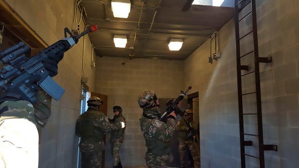 Ўзбекистоннинг махсус ҳарбий бўлинмалари 13-30 январь кунлари Миссисипида ўтган «Жанубий зарба» қўшма машғулотларида иштирок этишди. (Ўзбекистон мудофаа вазирлиги)