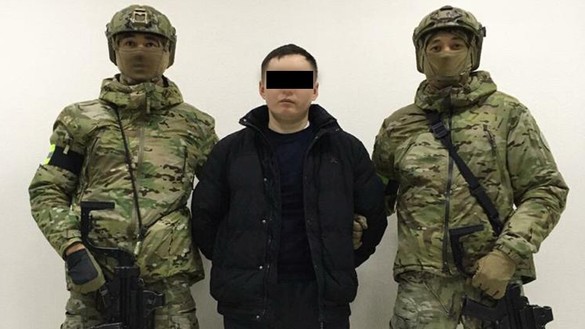 Задержанный в Нур-Султане мужчина, планировавший совершить террористический акт. Нур-Султан, 25 марта. [Комитет национальной безопасности (КНБ) Казахстана]