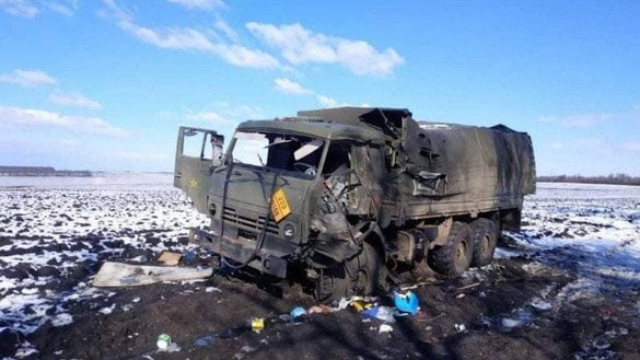 Брошенный российский военный автомобиль. Киевская область, 1 марта. [Генштаб ВС Украины]