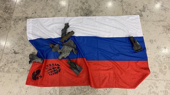 «Мен қўшни давлатга ҳужум қилган тажовузкор мамлакатда туғилганман. Албатта, бу оғир ва уруш иложи борича тезроқ тугашини хоҳлайман. Россияликлар ўз давлатлари нималар қилаётганини билишлари керак», дейди иккинчи курс талабаси, россиялик Екатерина. [Анна Плотникова/Карвонсарой]